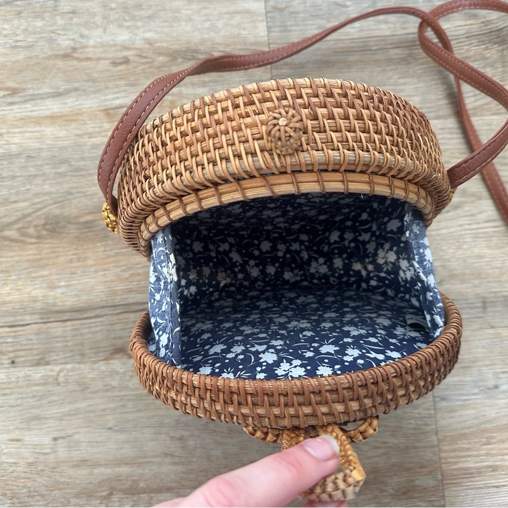 Tan Bohemian Circle Crossbody Bag - Picture 4 of 6